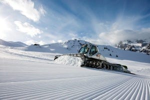 Pisten-Biest – Die größte Pistenraupe der Welt (Foto: Prinoth)