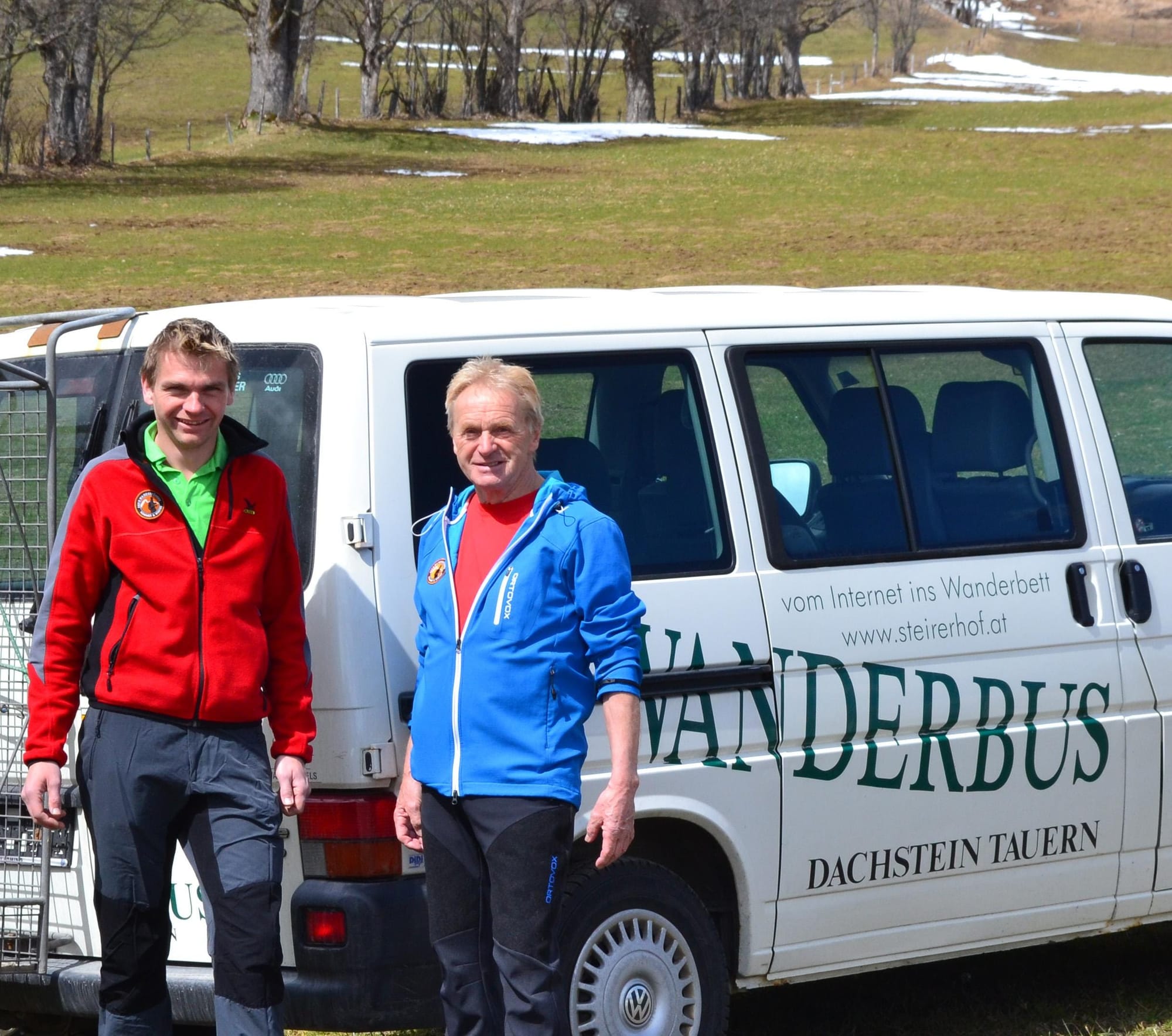 Projektinitiatoren Hannes - links - und Karl Pitzer - rechts- vom Wander- und Vitalhotel Steirerhof in Pichl bei Schladming