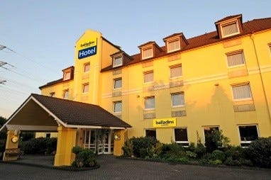 Balladins Superior Hotel Köln Airport