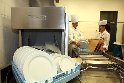 Investitionsstimmung in GV-Betrieben ist gut: 63 Prozent der Kantinenchefs planen Neuanschaffungen laut „GV Barometer 2010“ (Foto: Cordula Giese/Dehoga)
