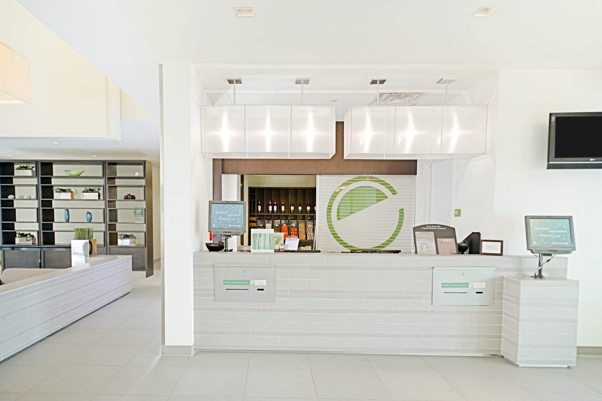 Element Frankfurt Airport Hotel