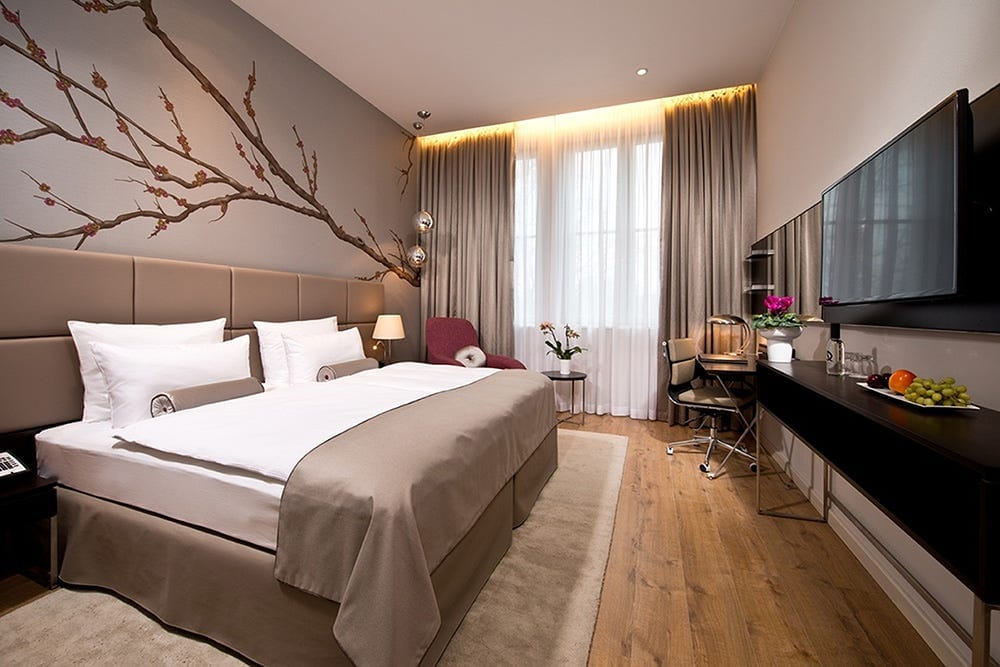 Wyndham verliert Grand Hotel in Berlin: Neuer Auftritt als Crowne Plaza Hotel