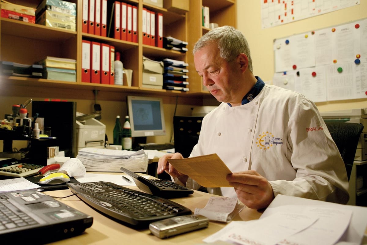 Neue Arbeitsstättenverordnung: Keine Arbeitsräume ohne Fenster – Welche Auswirkungen hat das auf Hotellerie und Gastronomie?