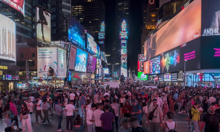 New York ist während der Covid-Pandemie eingenickt und kämpft jetzt darum, wieder aufzuwachen