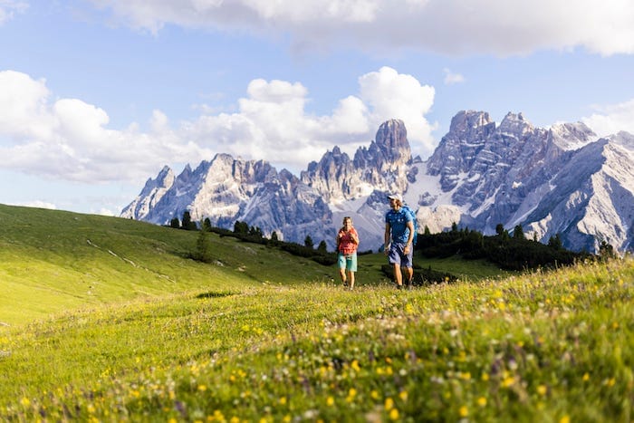 Urlaub 2022: 3 Top-Trends und wie sich Hotels in Alpendestinationen für die Zukunft rüsten können