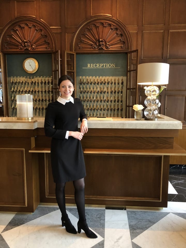 Lara Dröge tritt am 24. April beim AICR World Best Receptionist an: Deutschlands beste Rezeptionistin des Jahres 2020/21 wird in Intensivtrainings bestens vorbereitet